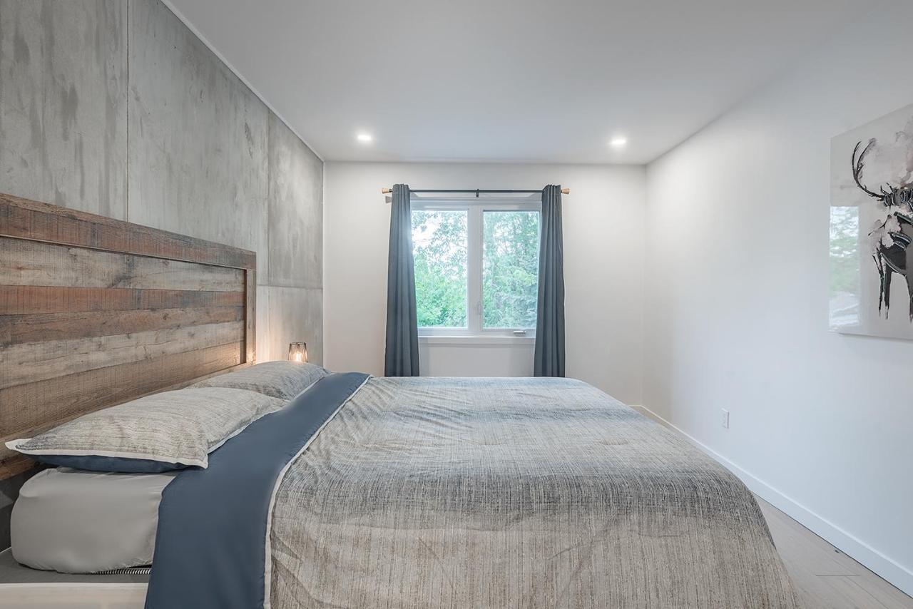 Free Parking Prime Location New Modern Condo Brossard Ngoại thất bức ảnh
