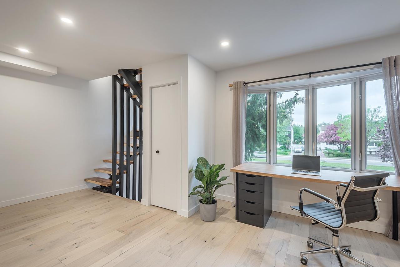 Free Parking Prime Location New Modern Condo Brossard Ngoại thất bức ảnh