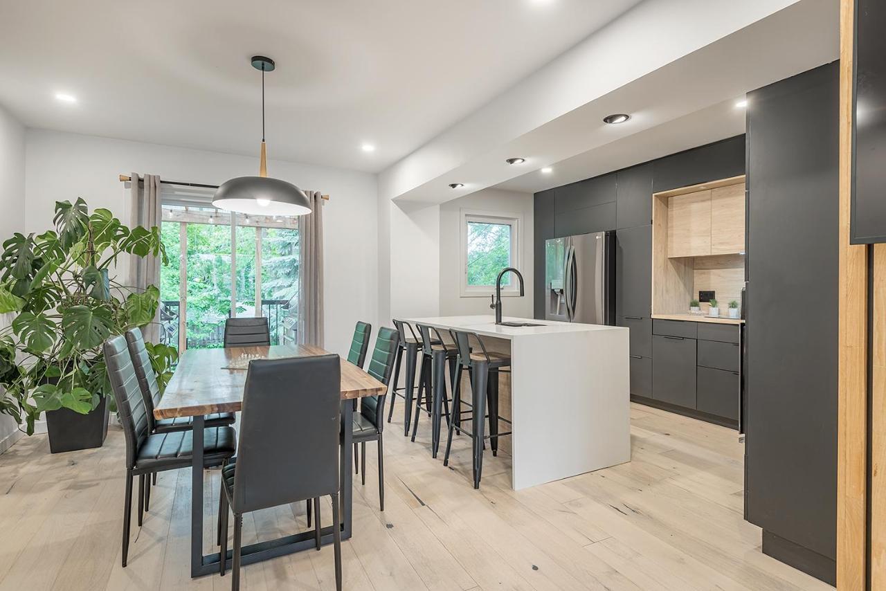 Free Parking Prime Location New Modern Condo Brossard Ngoại thất bức ảnh